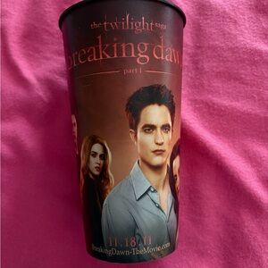 Twilight Saga Breaking Dawn Part 1 Black Collectible Cup